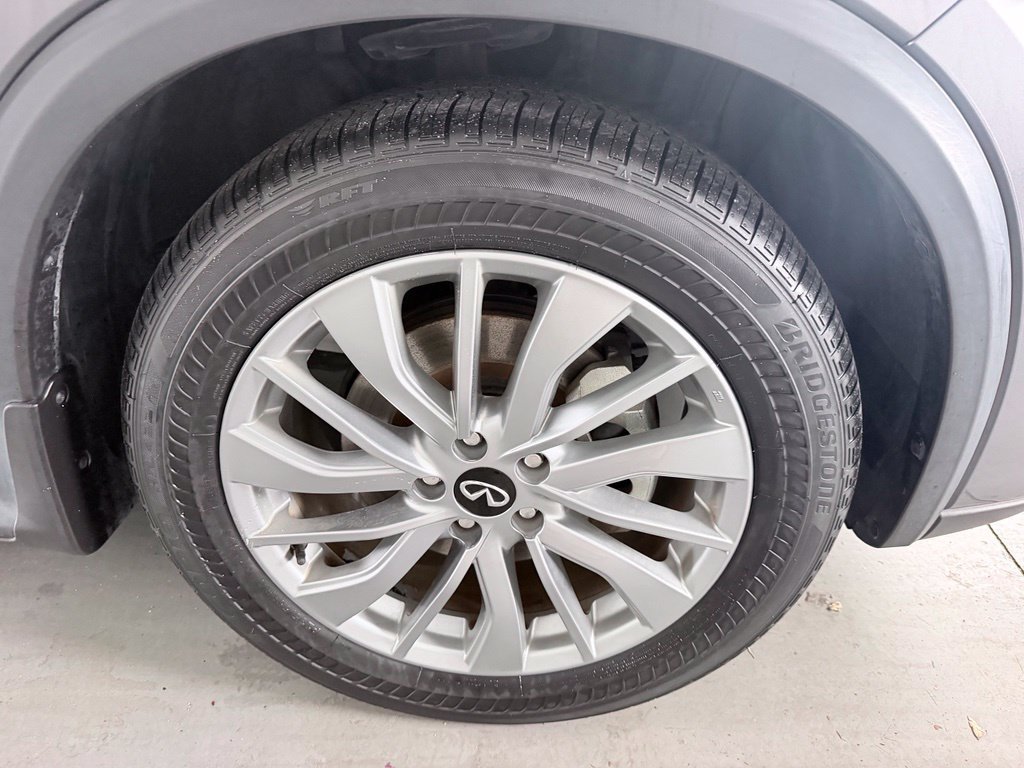 Certified 2023 INFINITI QX50 Luxe FWD image 4
