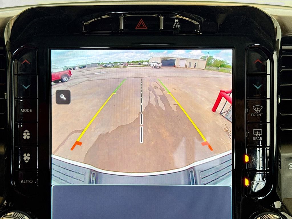 Used 2023 RAM 3500 Laramie AWD/4WD image 17