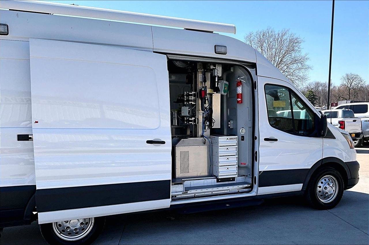 Used 2022 Ford Transit 350 148 High Roof Extended AWD w/ Load Area Protection Package image 26