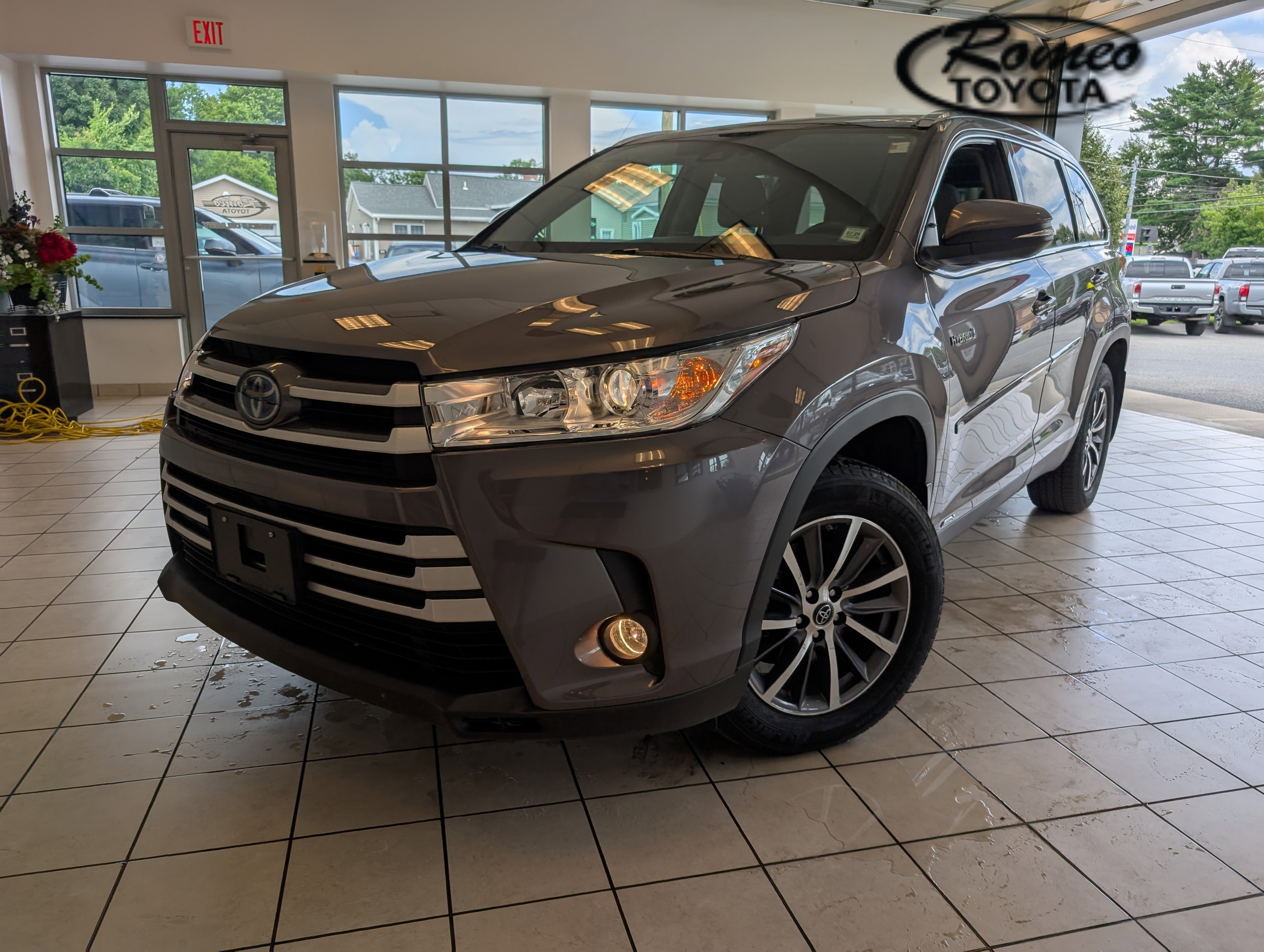 Used 2019 Toyota Highlander XLE