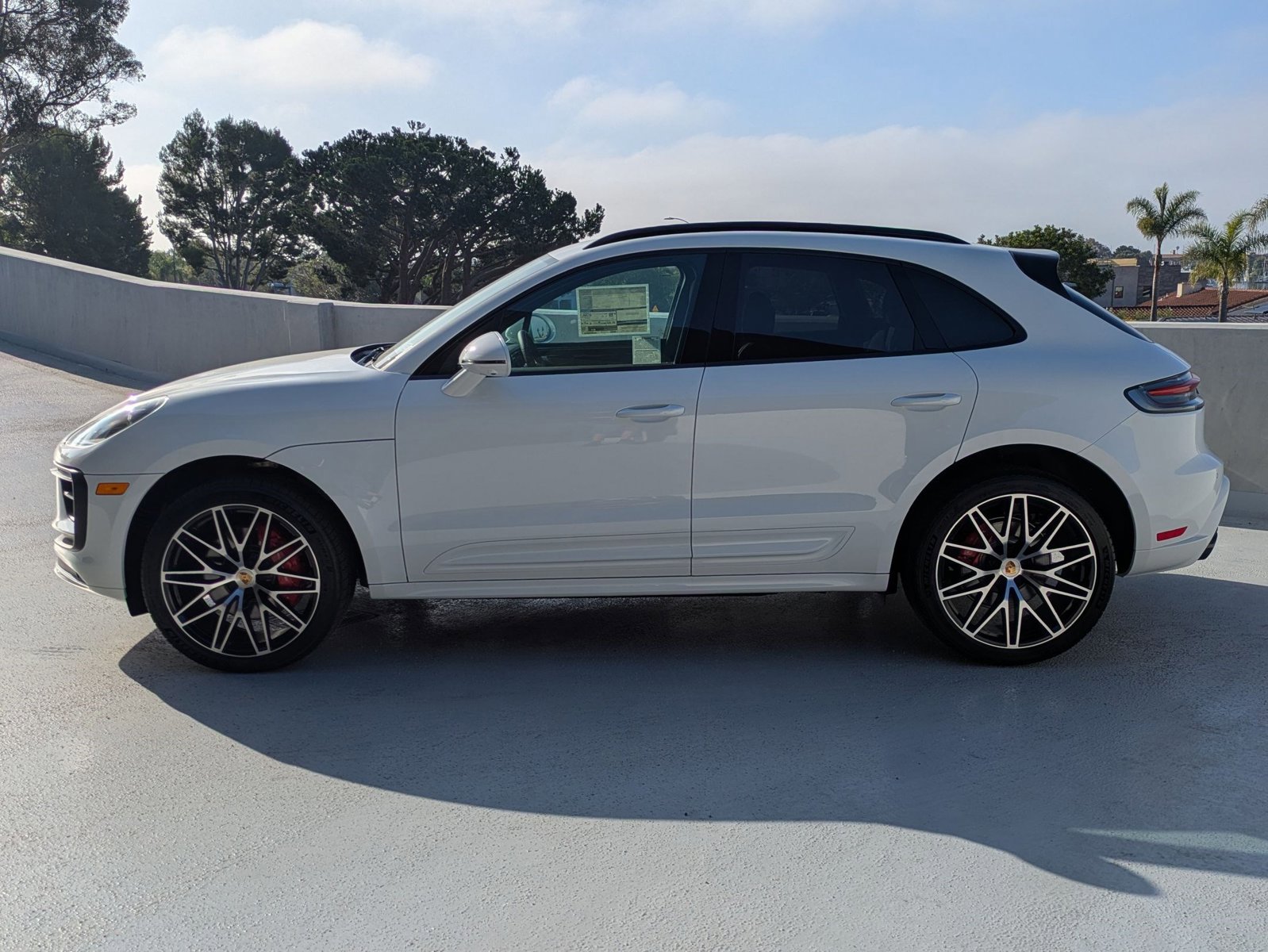 Used 2025 Porsche Macan S image 2