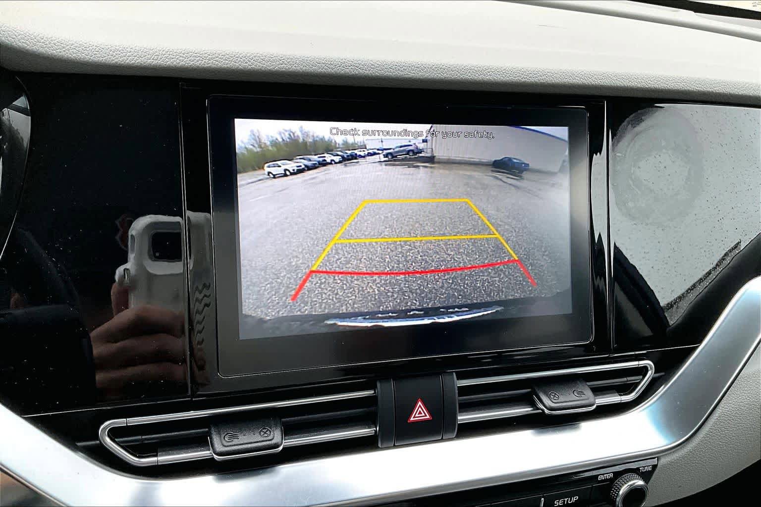 Used 2020 Kia Niro EX FWD image 29