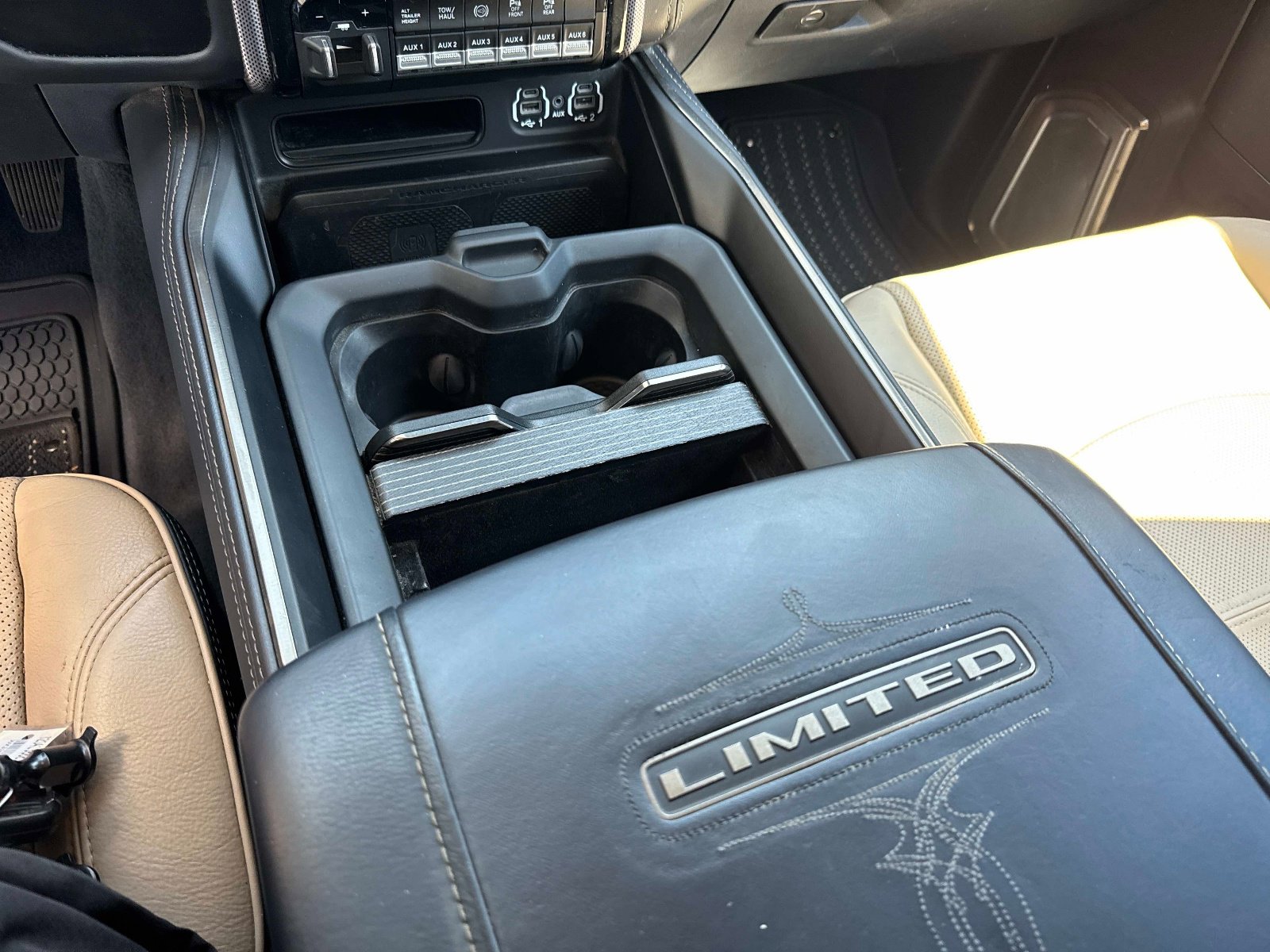 Used 2022 RAM 3500 Limited image 24