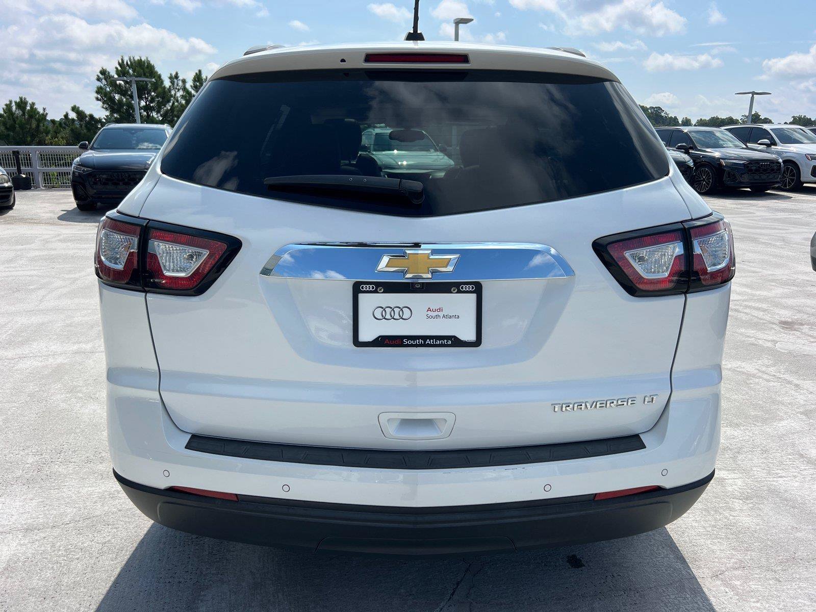 Used 2016 Chevrolet Traverse LT FWD image 6