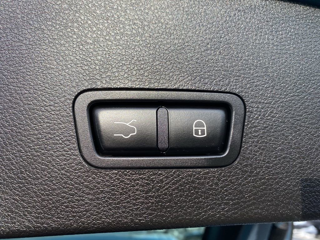 Used 2024 Dodge Hornet R/T Plus w/ Tech Pack Plus w/o Parking image 19