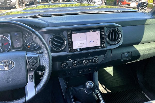 Used 2020 Toyota Tacoma TRD Sport AWD/4WD image 6