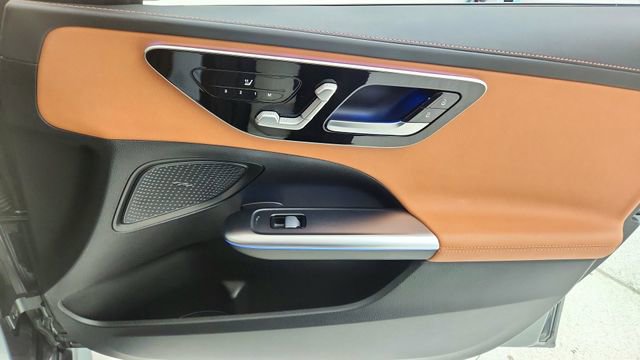 Used 2023 Mercedes-Benz C 300 Sedan image 23