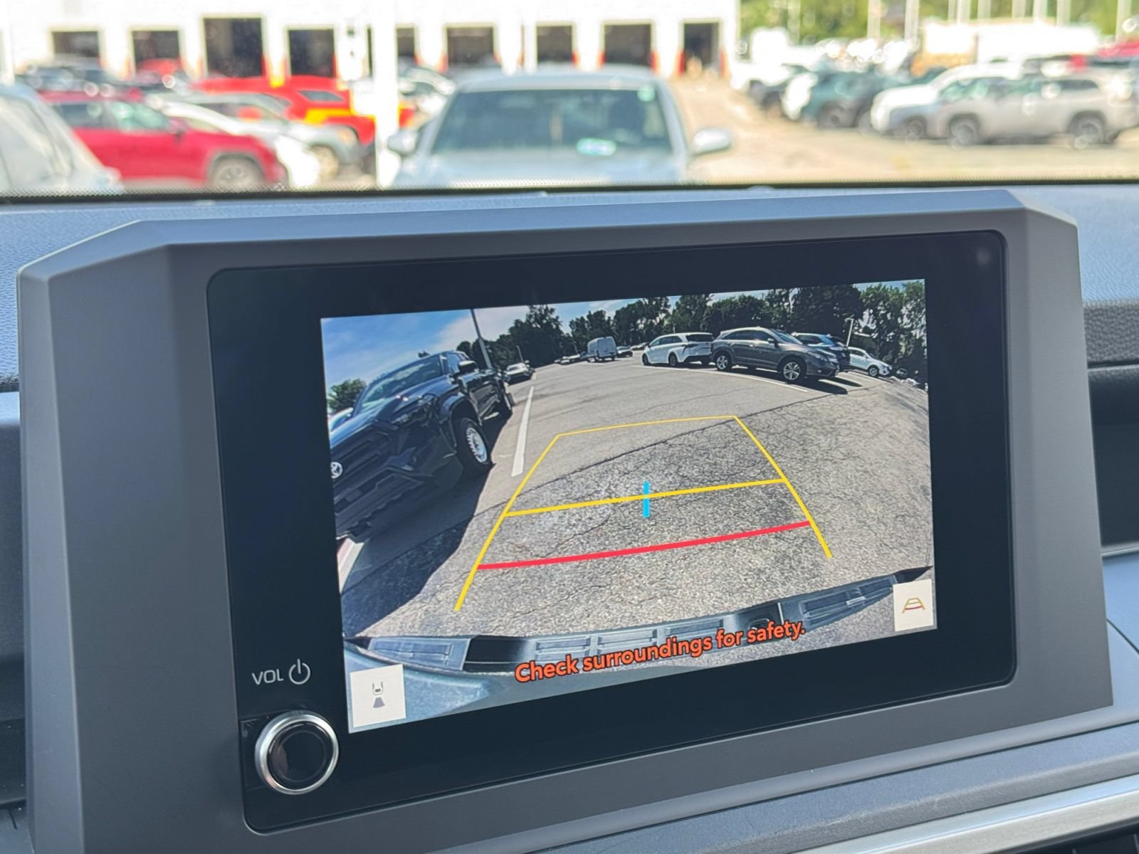 Used 2025 Toyota Tacoma SR AWD/4WD image 19