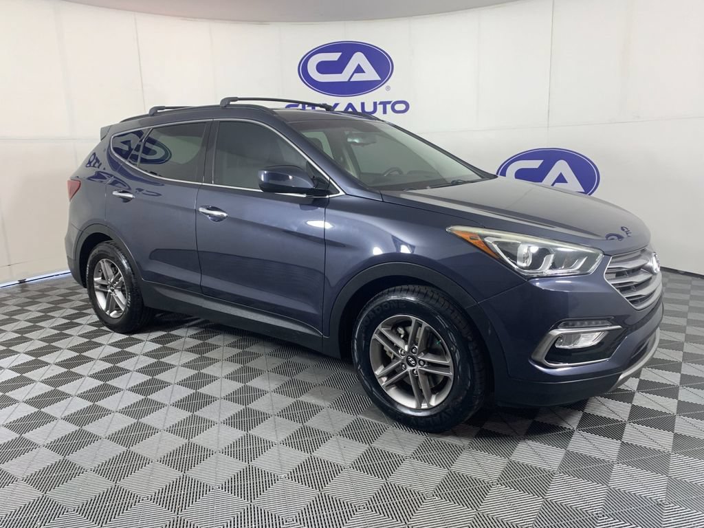 Used 2017 Hyundai Santa Fe Sport FWD image 1