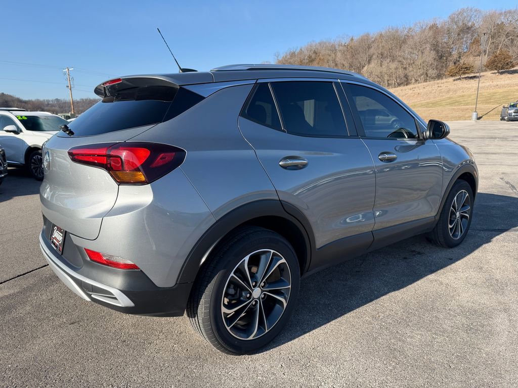 Used 2023 Buick Encore GX Select image 4