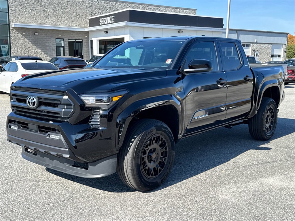 New 2025 Toyota Tacoma SR5 image 7