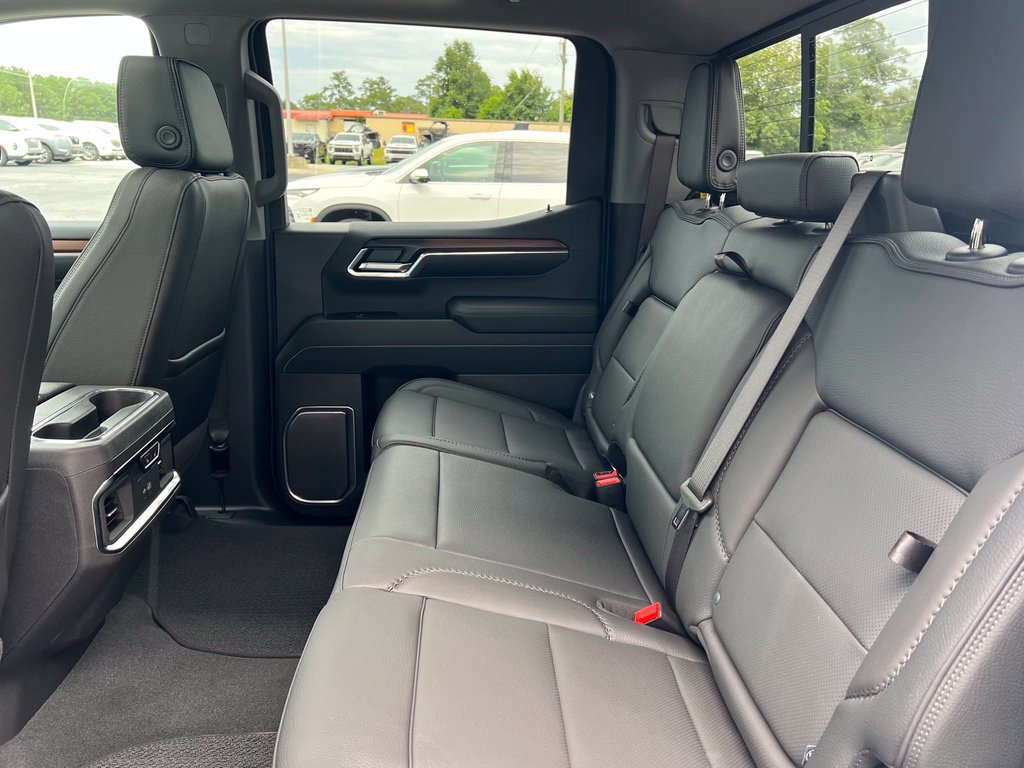 New 2026 GMC Sierra 1500 Denali w/ Denali Reserve Package AWD/4WD image 10