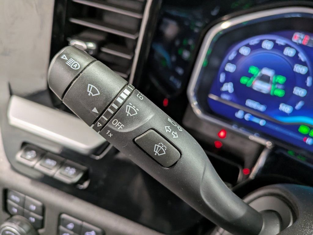 Used 2024 Chevrolet Silverado 3500 High Country w/ High Country Premium Package image 18