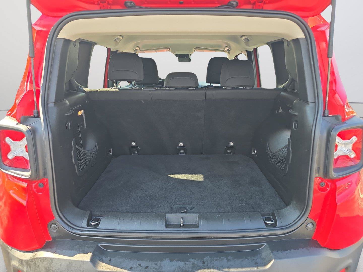 Used 2018 Jeep Renegade Sport w/ Power & Air Group AWD/4WD image 27
