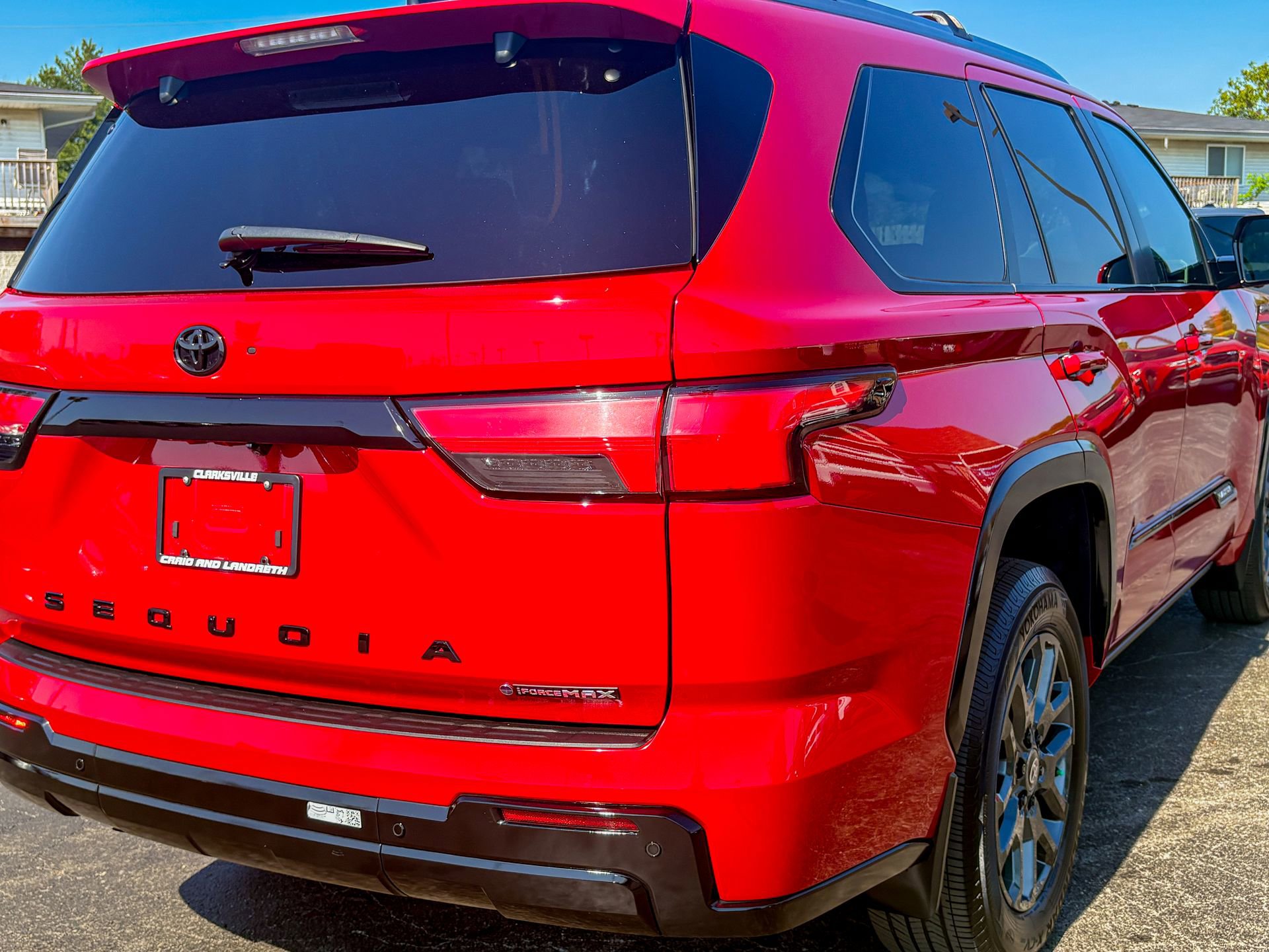 Used 2025 Toyota Sequoia Platinum AWD/4WD image 18