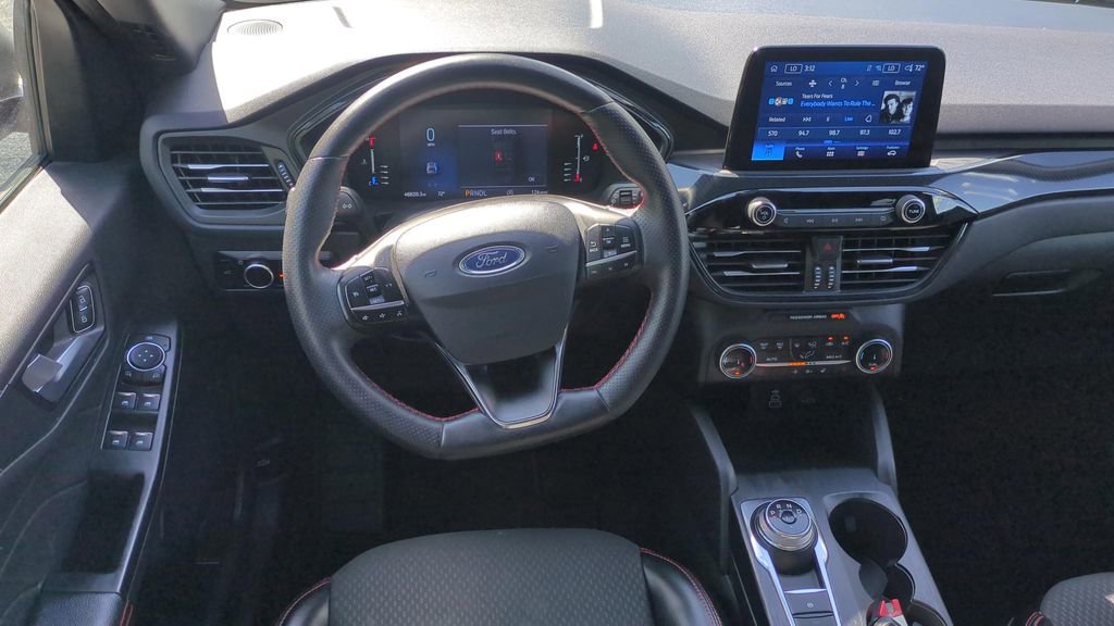 Used 2024 Ford Escape ST-Line w/ Cold Weather Package image 22