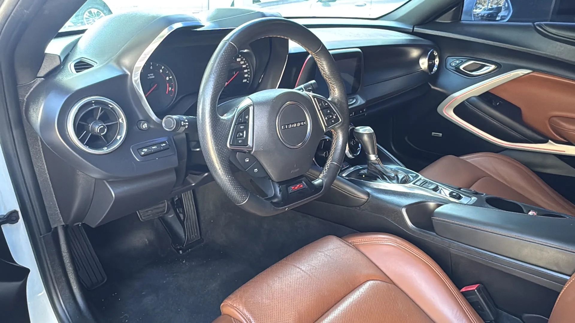 Used 2016 Chevrolet Camaro SS image 14