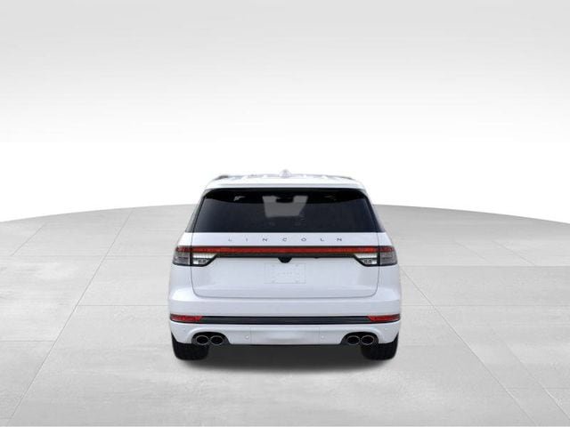 New 2026 Lincoln Aviator AWD w/ Jet Appearance Package image 34
