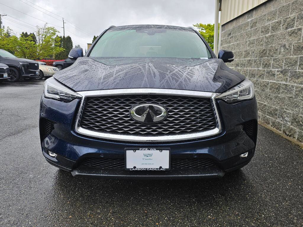 Used 2019 INFINITI QX50 Essential w/ Sensory Package AWD/4WD image 12