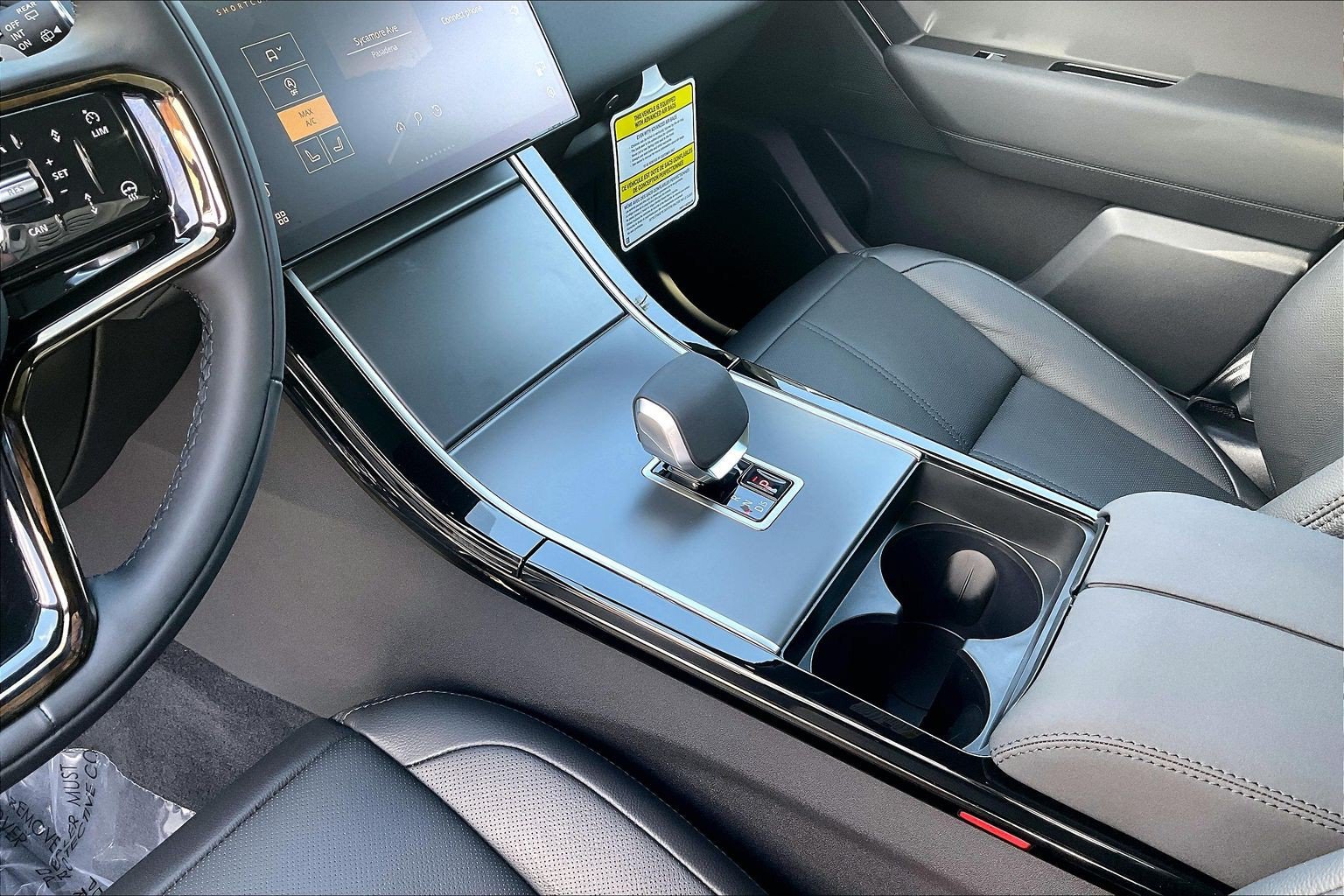 New 2026 Land Rover Range Rover Velar S AWD/4WD image 11