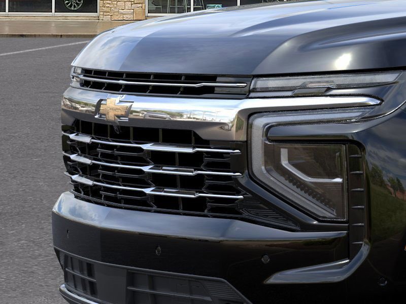 New 2026 Chevrolet Suburban LT image 13