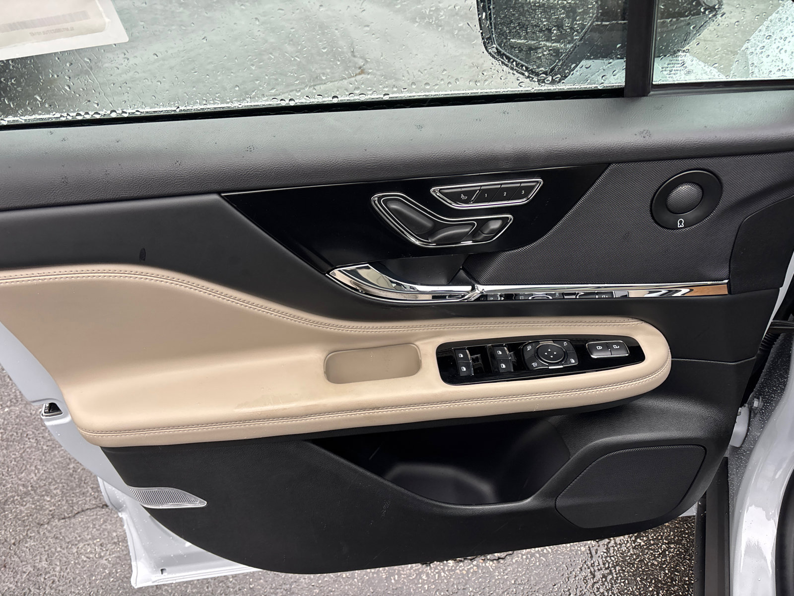 New 2026 Lincoln Corsair Grand Touring image 11