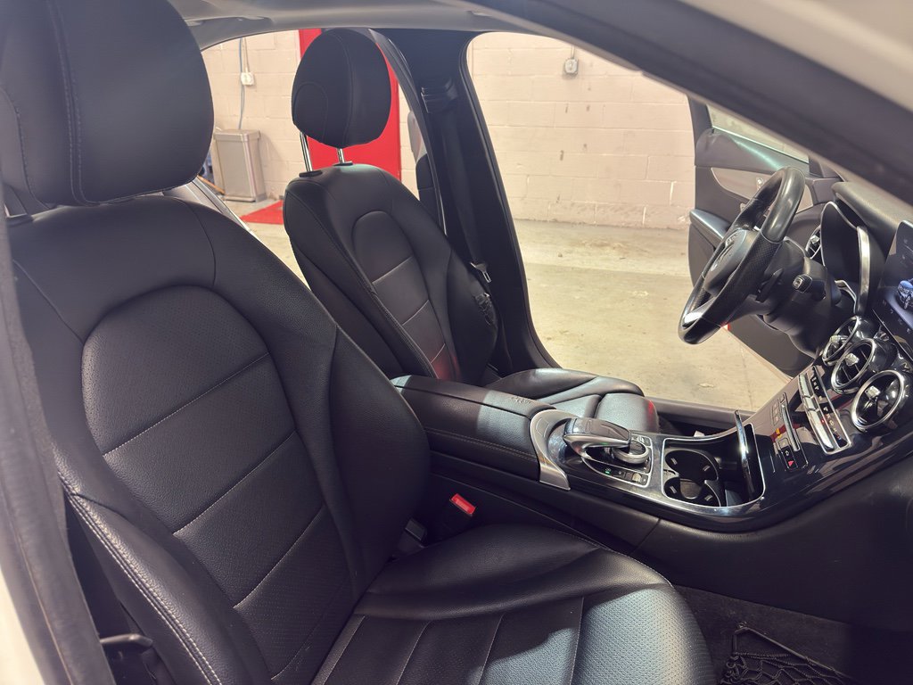 Used 2015 Mercedes-Benz C 300 4MATIC Sedan image 22