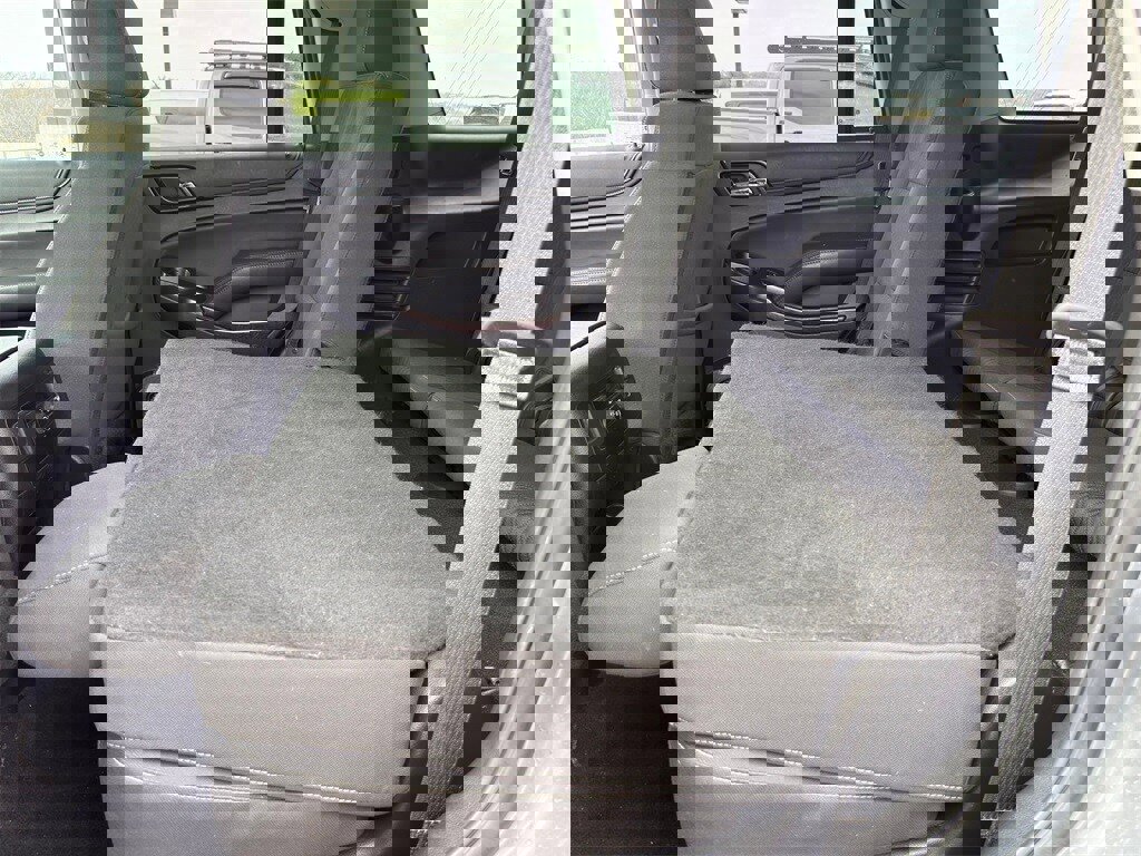 Used 2018 GMC Yukon SLE w/ SLE Value Package image 32