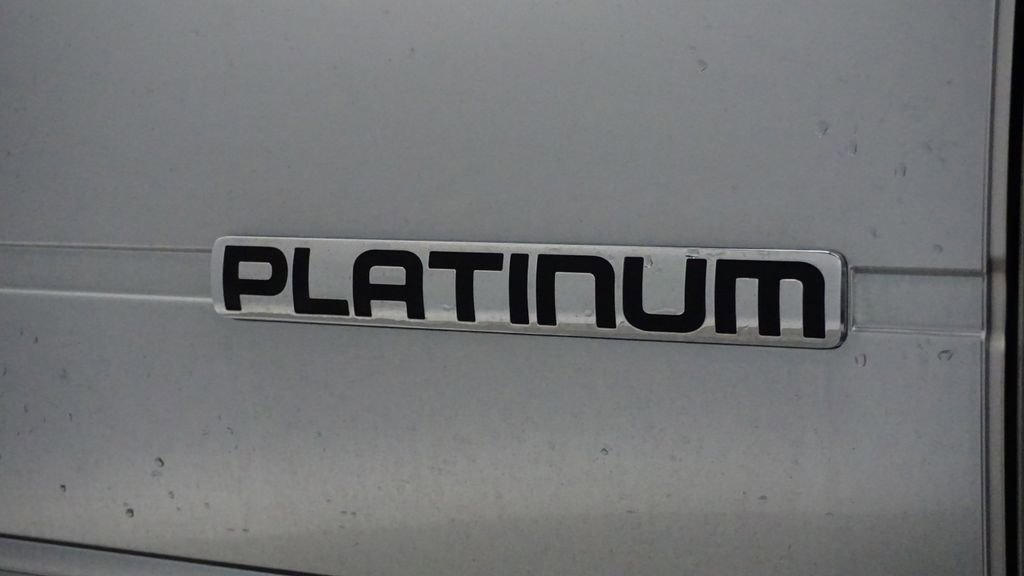 Used 2010 Ford F150 Platinum image 13