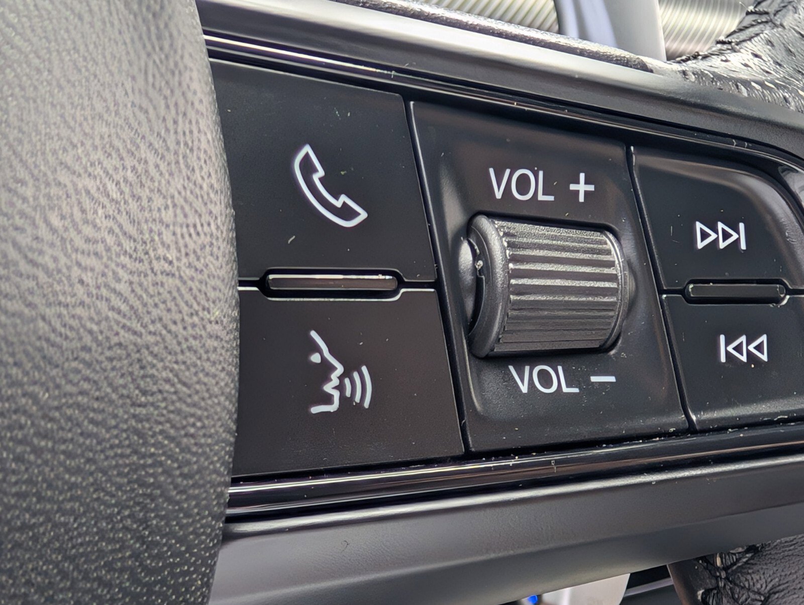 Used 2022 Alfa Romeo Stelvio Veloce image 27