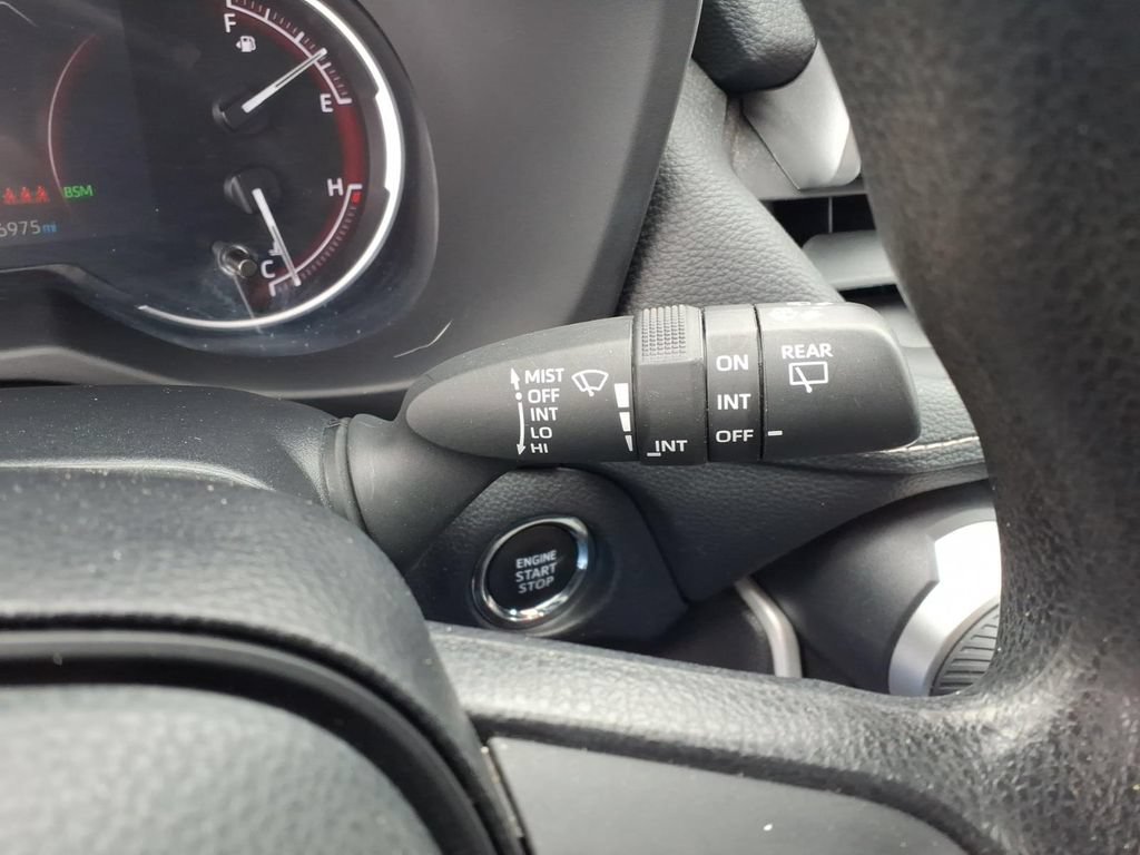 Used 2024 Toyota RAV4 XLE AWD/4WD image 22