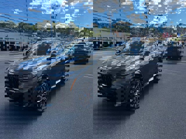 New 2026 BMW X5 xDrive40i w/ M Sport Package image 3
