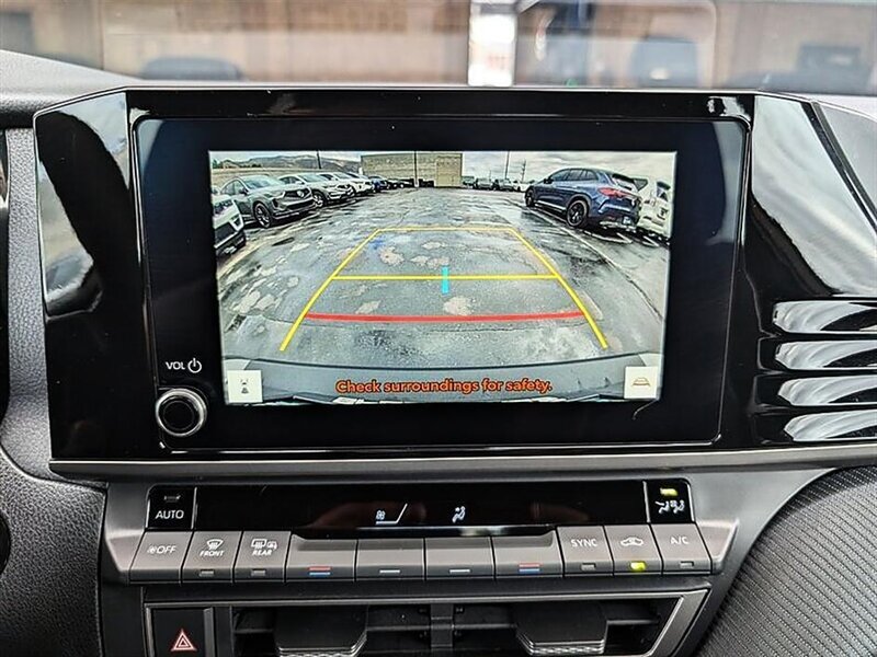 Used 2025 Toyota Camry SE w/ Convenience Package FWD image 24