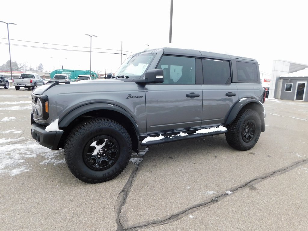 Used 2023 Ford Bronco Wildtrak image 7