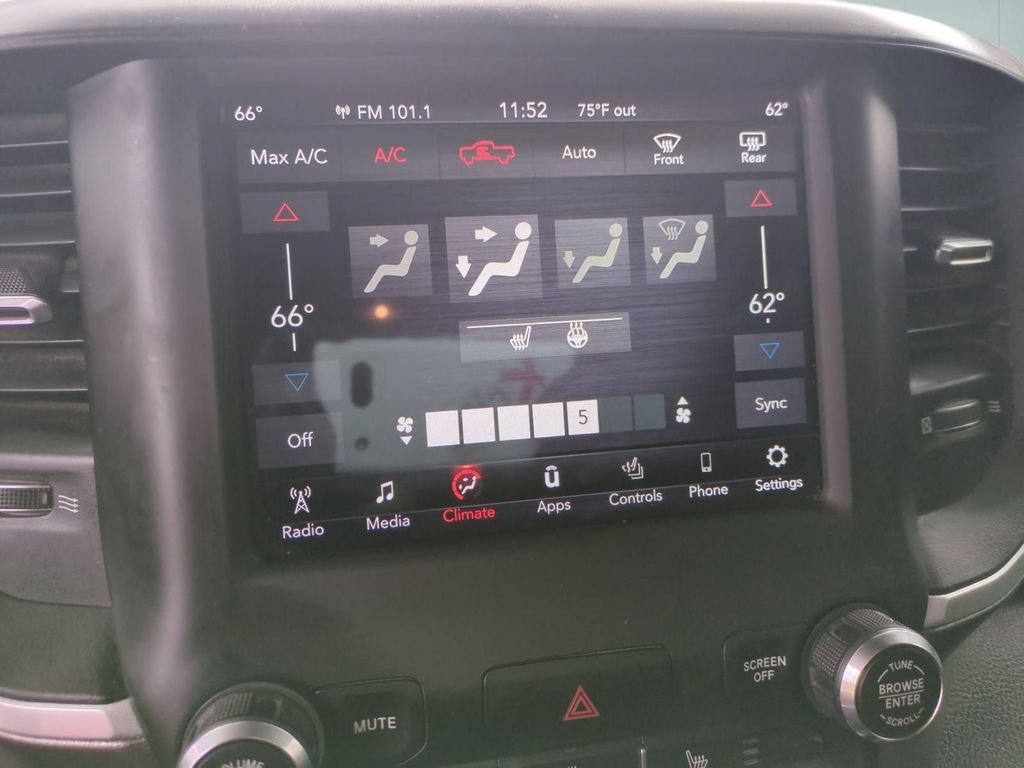 Used 2019 RAM 1500 Big Horn AWD/4WD image 23