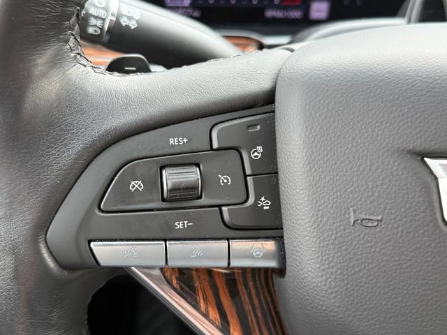 Used 2024 Cadillac Escalade Premium Luxury w/ LPO, Floor Liner Package AWD/4WD image 21