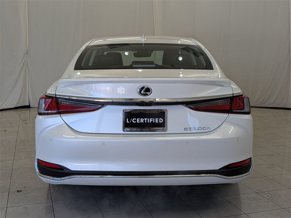 Certified 2024 Lexus ES 300h w/ Premium Package image 8