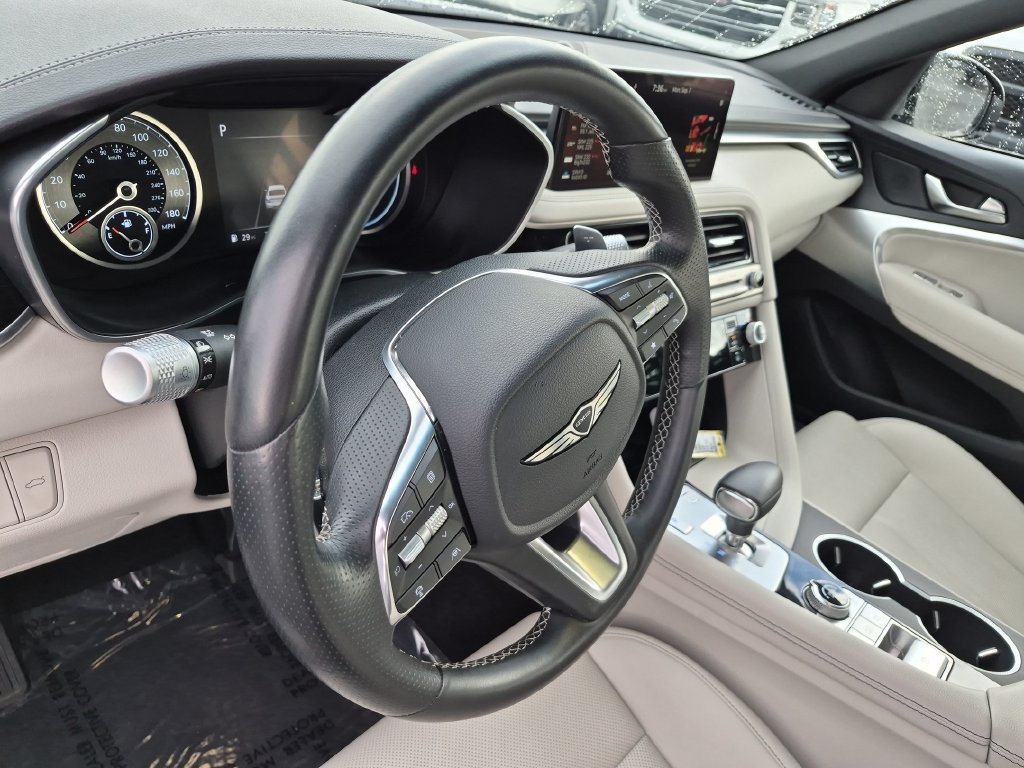 Used 2025 Genesis G70 2.5T RWD image 17