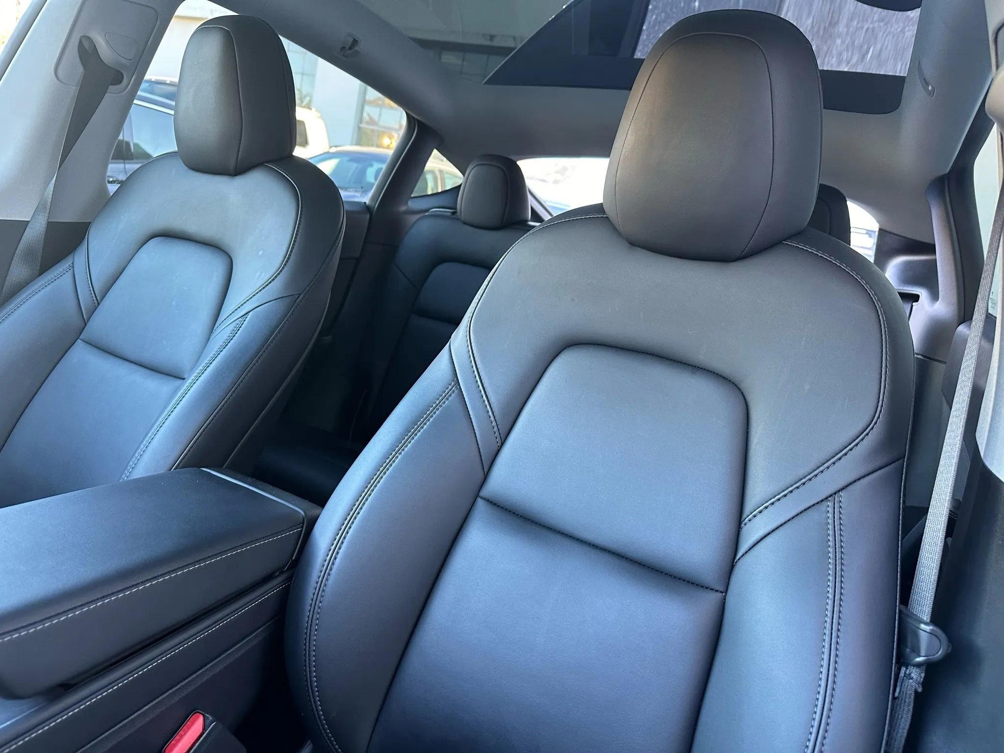 Used 2021 Tesla Model Y Long Range image 12