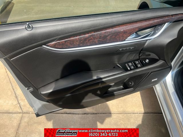 Used 2017 Cadillac XTS Luxury image 11