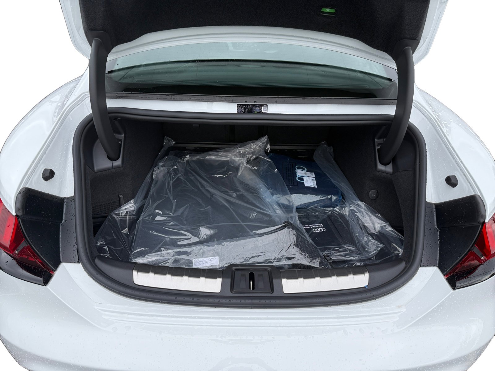 New 2026 Audi S e-tron GT Premium Plus image 17