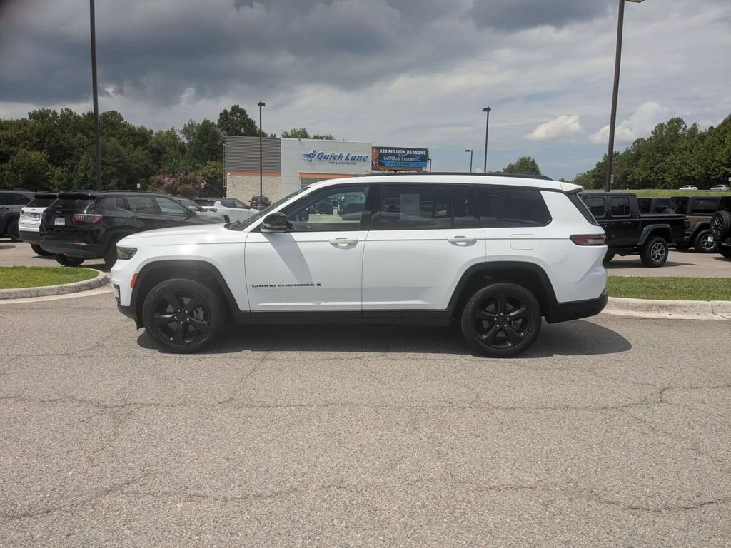 Certified 2023 Jeep Grand Cherokee L Laredo AWD/4WD video 2