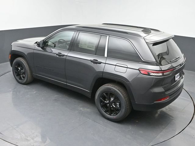 New 2026 Jeep Grand Cherokee Altitude AWD/4WD image 28