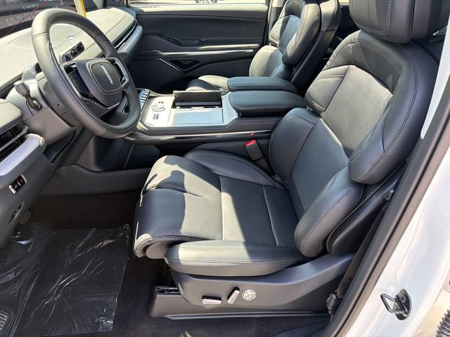 New 2027 Lincoln Navigator L Reserve AWD/4WD image 10