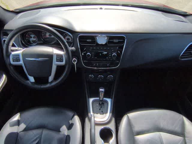 Used 2013 Chrysler 200 Limited FWD image 14