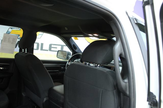 Used 2022 RAM 1500 Warlock AWD/4WD image 9