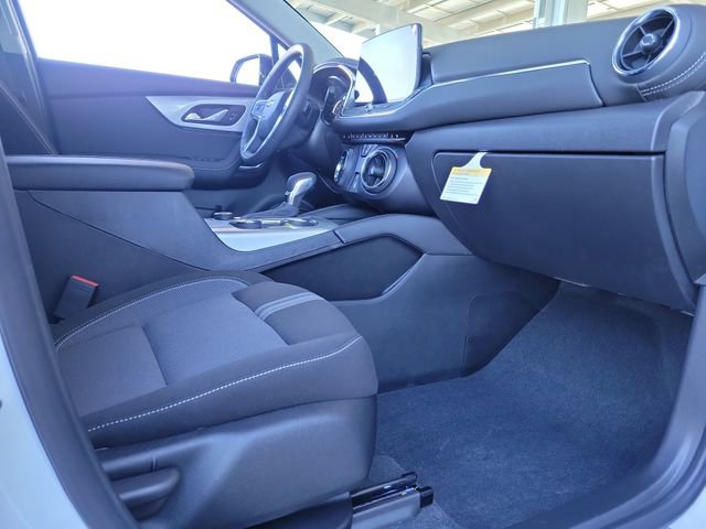 New 2026 Chevrolet Blazer LT w/ Midnight/Sport Edition image 17