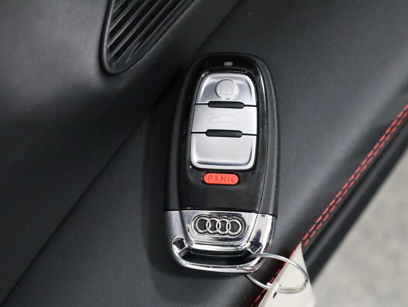 Used 2017 Audi R8 V10 w/ Carbon Exterior Package AWD/4WD image 38