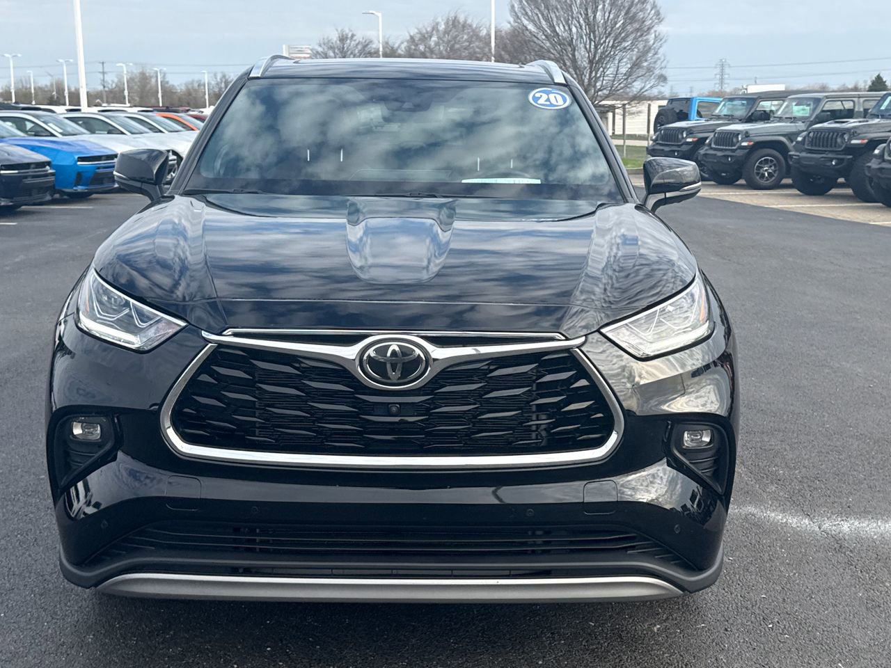 Used 2020 Toyota Highlander Platinum image 8