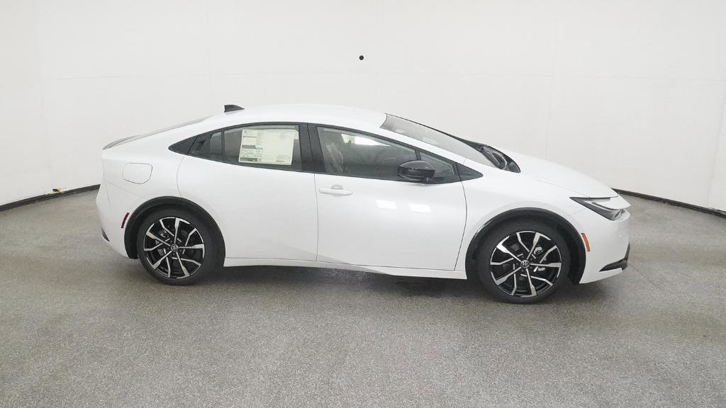 New 2026 Toyota Prius Plug-In Hybrid image 14